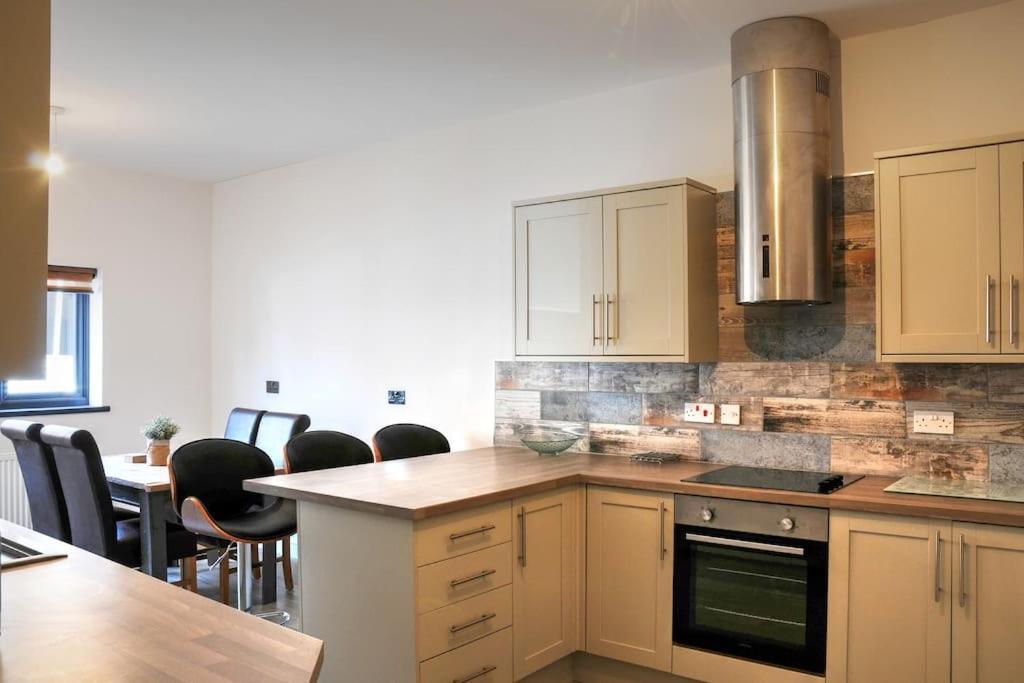 Queensgate Holiday Cottage Beverley With Parking Buitenkant foto